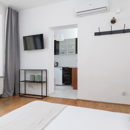 Studio Apartment With Ac - Dluga 65 克拉科夫 外观 照片